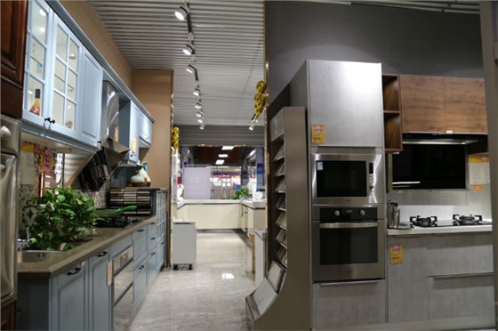 家具在網(wǎng)上買(mǎi)好還是實(shí)體店買(mǎi)好？