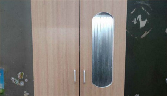 182平開門衣柜鏡子安裝方法分那幾步，正確的注意事項(xiàng)是什么？