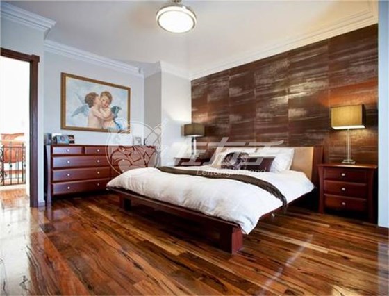 實木復(fù)合地板的優(yōu)缺點 實木復(fù)合地板的優(yōu)缺點