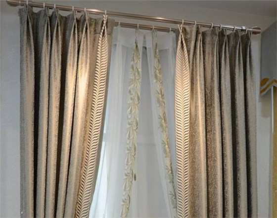 真絲綢做窗簾好不好，真絲綢窗簾一米多少錢？左右手