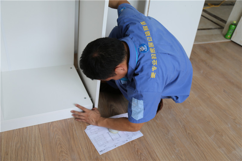 左右手家具安裝丨組合衣柜安裝說(shuō)明書(shū)來(lái)襲，請(qǐng)接收