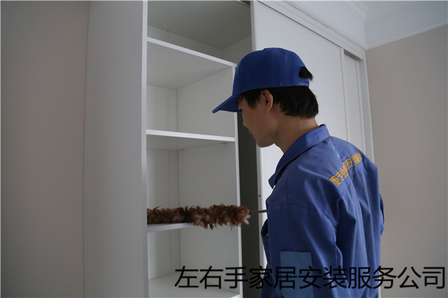 衣柜保養(yǎng)怎么做？這樣清潔衣柜才對！