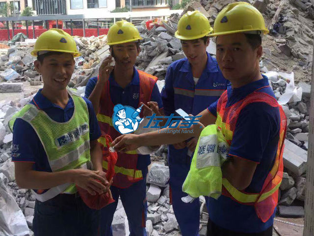 左右手華潤城衣柜安裝項目火熱進行中！