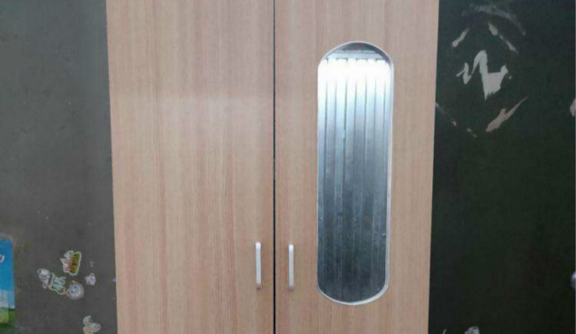 182平開門衣柜鏡子安裝方法分那幾步，正確的注意事項(xiàng)是什么？