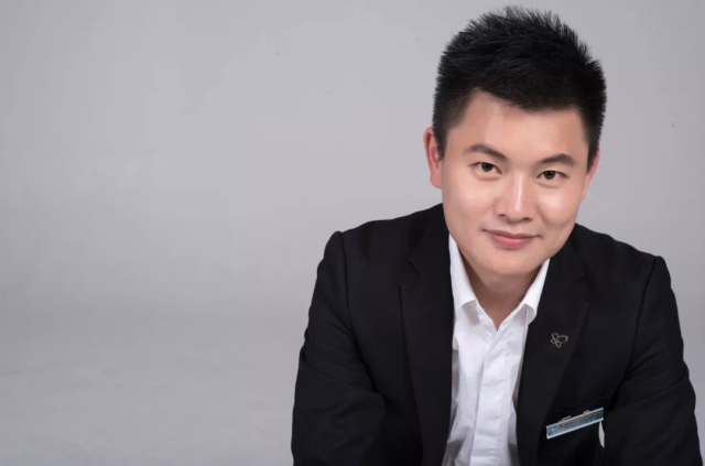 左右手創(chuàng)始人盧建華：順勢而為，時(shí)勢才能造英雄！