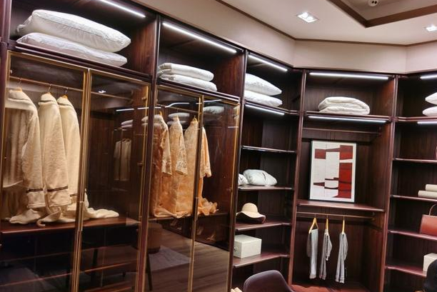 時(shí)尚家居裝修設(shè)計(jì)，定制家居時(shí)尚服務(wù)行業(yè)