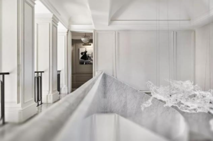 上海整木定制家裝：整木定制護(hù)墻板，美的不可思議