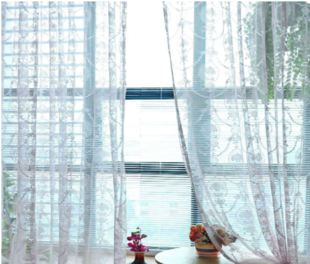 時(shí)尚家居市場(chǎng)：清洗窗簾的注意事項(xiàng)有哪些？