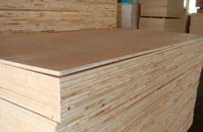 膠合板門(mén)密度;膠合板密度是多少？多層膠合板優(yōu)缺點(diǎn)有哪些