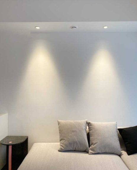 照明燈具品牌：燈光是室內(nèi)的化妝師，選對(duì)燈具如同對(duì)空間施了魔法