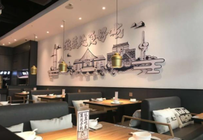 整體家裝設(shè)計(jì)師：家裝燈具應(yīng)該怎樣選擇與布置？