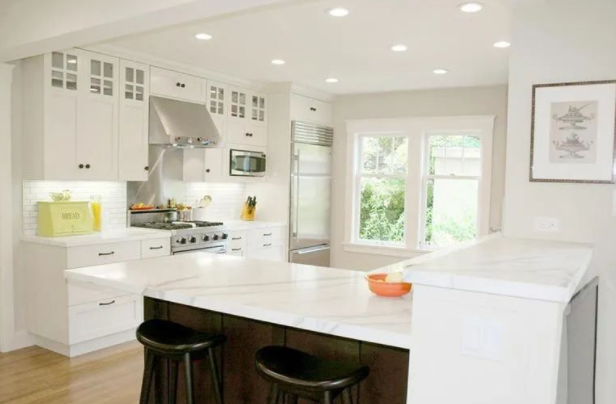 廚衛(wèi)吊頂十大品牌：廚衛(wèi)吊頂選集成吊頂好？還是石膏板、桑拿板好？