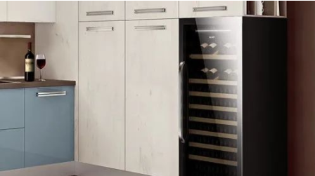 家裝酒柜隔斷效果圖，靠墻酒柜有什么作用？