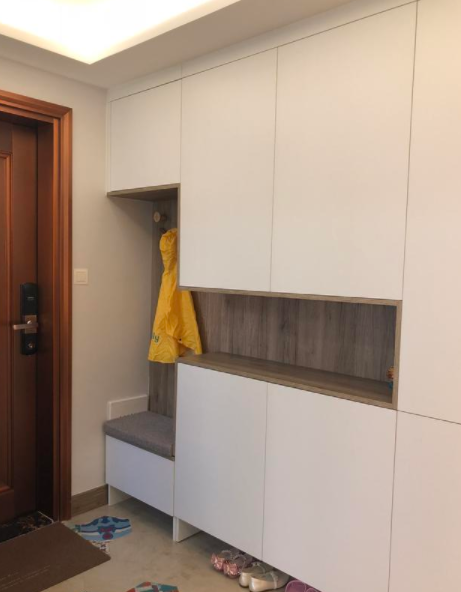 玄關(guān)鞋柜風(fēng)水：房子裝修，鞋柜實(shí)不實(shí)用，看鞋柜空間布局設(shè)計(jì)