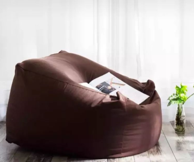 深圳訂制窗簾布藝，臥室聚財(cái)?shù)拇昂燁伾? title=