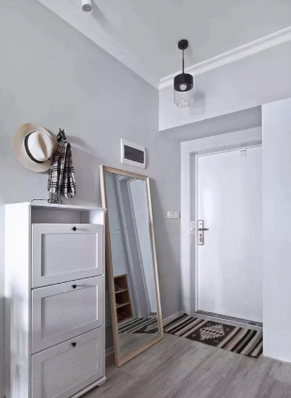 衣柜穿衣鏡價格：家里的穿衣鏡、浴室鏡、裝飾鏡怎么安裝？