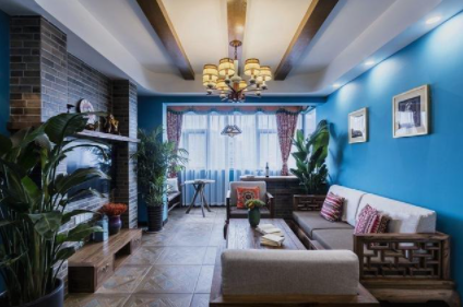 新中式風(fēng)格家具：剛剛裝好的新中式新房，全屋采用原木家具，相當(dāng)養(yǎng)眼