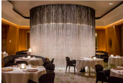 實木餐桌椅：做餐飲怎樣才能選好餐廳家具？開餐廳買餐桌椅需要注意什么？