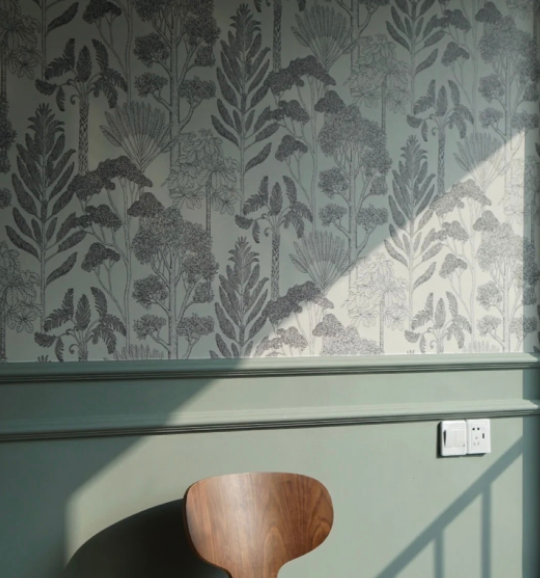 墻面裝飾畫(huà)，墻紙有什么優(yōu)缺點(diǎn)？