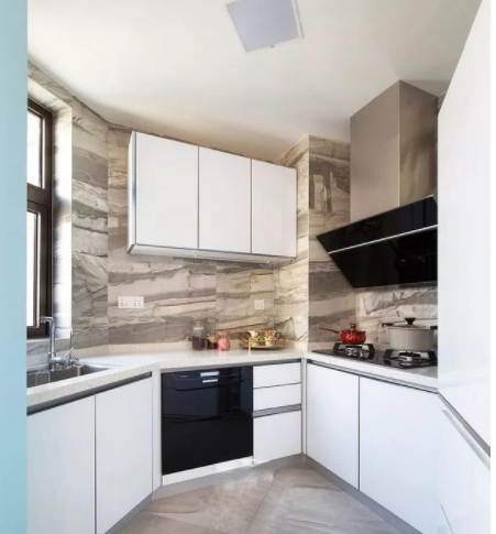 整體櫥柜臺(tái)面價(jià)格：整體櫥柜的設(shè)計(jì)方案，櫥柜什么材質(zhì)好？