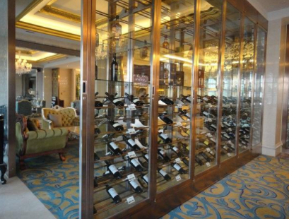 酒柜隔斷效果圖，不銹鋼酒柜可以定制多高？