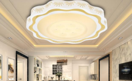 歐普吸頂燈安裝：如何給客廳選擇一款適合的吸頂燈？選擇吸頂燈要注意什么？