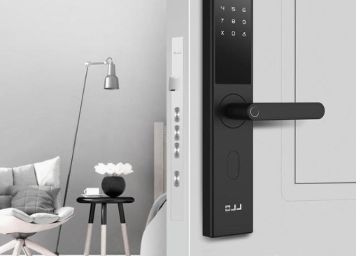 【云丁智能鎖推薦】安裝智能門鎖的人越來越多，選購時(shí)該注意什么呢？