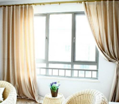 【窗簾布藝加盟】家裝室內(nèi)窗簾什么材質(zhì)比較好呢？