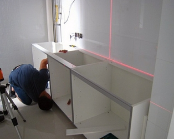 【整體櫥柜安裝】櫥柜安裝驗(yàn)收的注意事項(xiàng)有哪些？