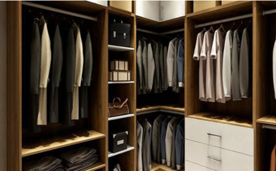 上海加盟哪個定制衣柜好，實(shí)木家具價格多少錢一平？