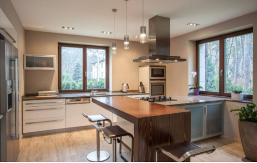 【商業(yè)廚房隔斷設(shè)計(jì)】廚房裝修設(shè)計(jì)要點(diǎn)，打造溫馨實(shí)用的小廚房