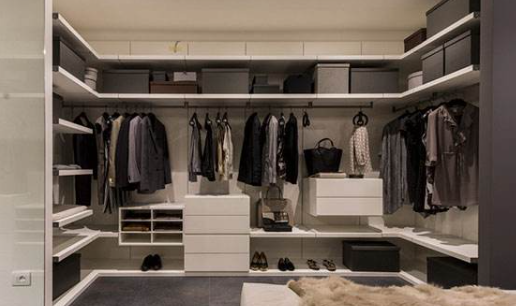 【臥室衣柜設(shè)計(jì)效果圖】開放式衣柜設(shè)計(jì),開放式衣柜有哪些優(yōu)缺點(diǎn)？