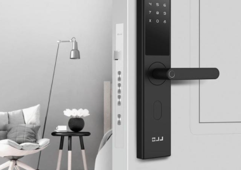 【杭州米家智能門鎖】安裝智能門鎖的人越來越多，選購時該注意什么呢？