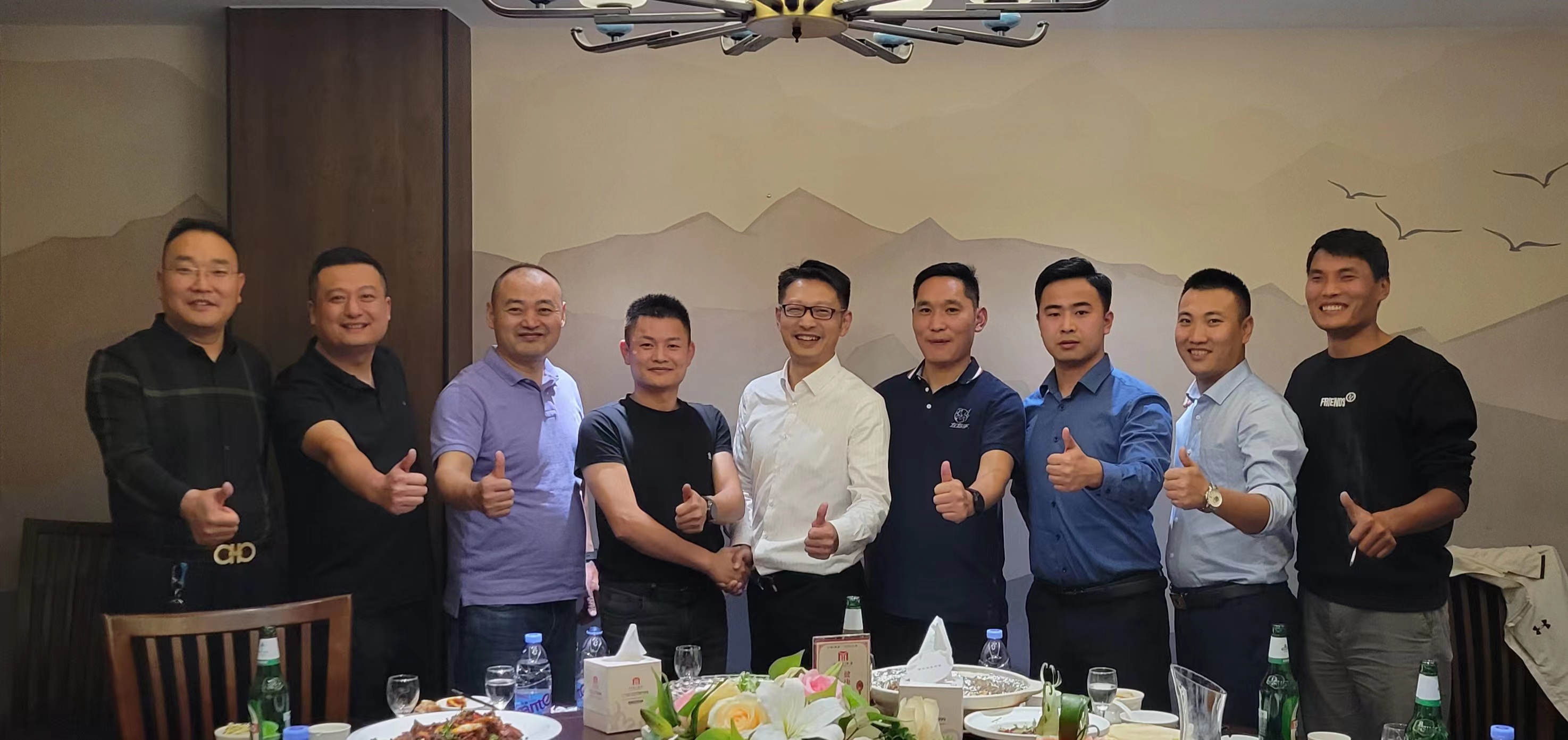 左右手的又一步奮進(jìn)，沖擊山東市場！